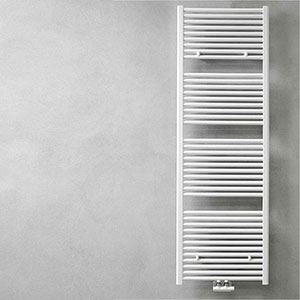 Badheizköper mit geradem Querrohr